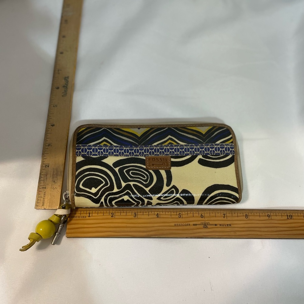 Fossil Wallet Key-Per women's yellow and blue zip around with bead/key‎ vintage